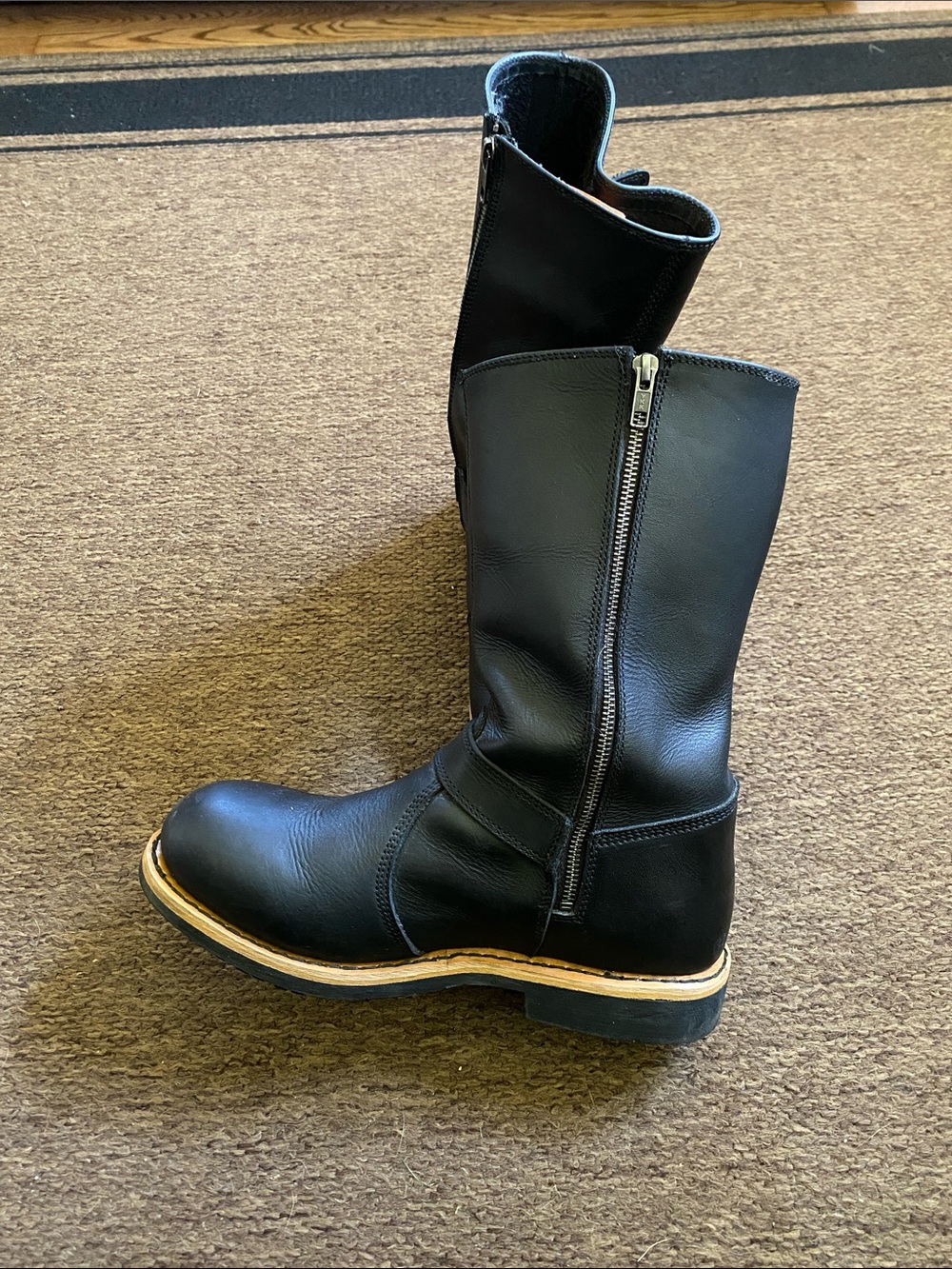 Men's Black Leather Mid-Calf Work Boots - Picture 2 of 3